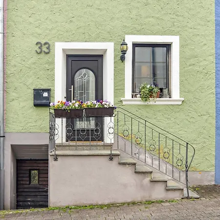 Kleines Stadthaus Mit Sauna Prázdninový dům *